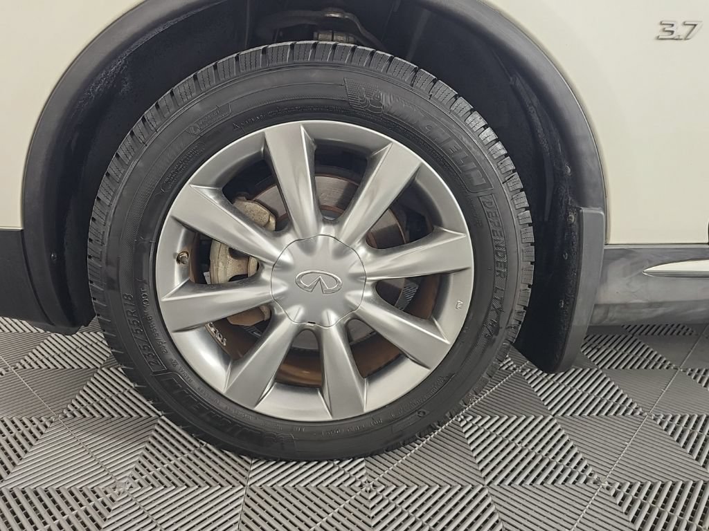 Used 2017 INFINITI QX50 2WD w/ Premium Package image 10