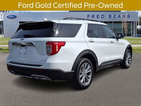 Certified 2024 Ford Explorer XLT w/ Equipment Group 202A AWD/4WD image 9