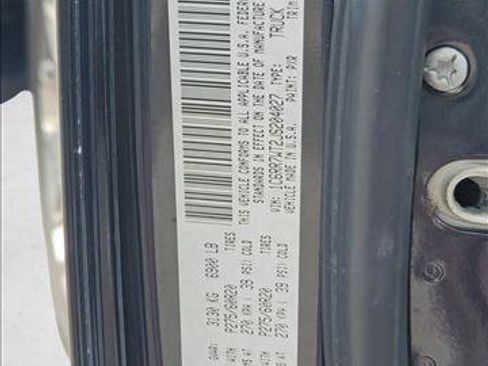 Used 2018 RAM 1500 Limited image 15