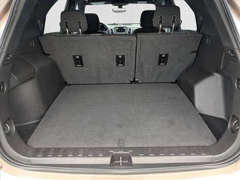 Used 2019 Chevrolet Equinox LT image 6