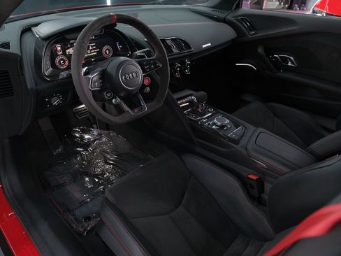 Used 2023 Audi R8 V10 GT RWD image 30