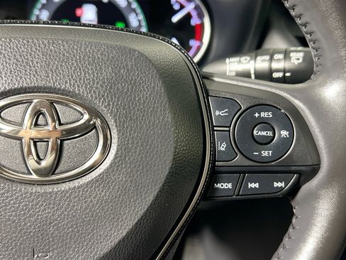 Used 2020 Toyota RAV4 Limited w/ Limited Grade Weather Package FWD image 19
