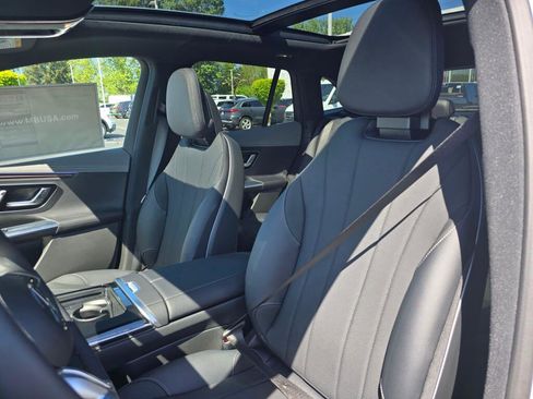 New 2026 Mercedes-Benz EQE 320 4MATIC SUV image 24