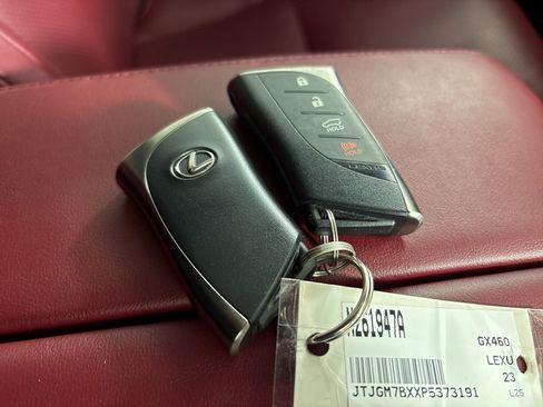 Used 2023 Lexus GX 460 Luxury image 49