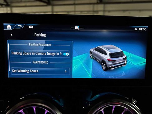 Used 2025 Mercedes-Benz GLA 250 4MATIC image 35