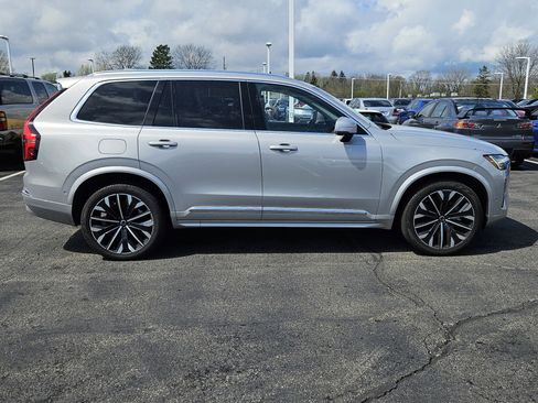 Used 2025 Volvo XC90 B6 Plus AWD/4WD image 3
