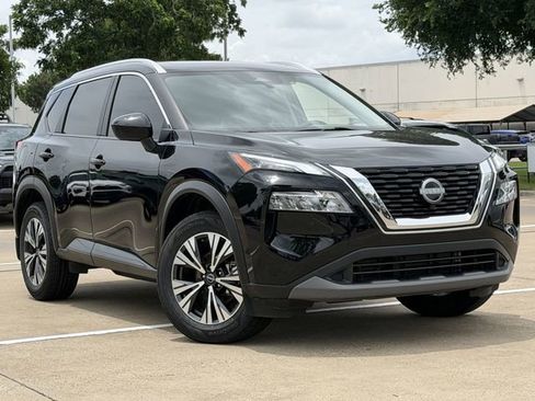 Used 2023 Nissan Rogue SV w/ SV Premium B Package AWD/4WD image 2