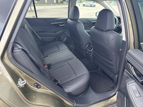 Used 2025 Subaru Outback Limited AWD/4WD image 22