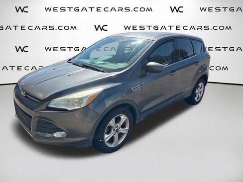 Used 2015 Ford Escape SE FWD image 1