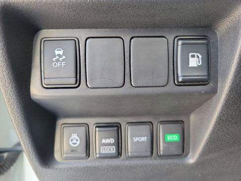 Used 2020 Nissan Rogue S AWD/4WD image 19