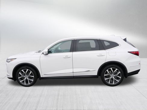 Used 2023 Acura MDX SH-AWD w/ Technology Package image 4