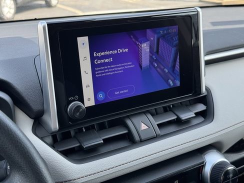 Used 2024 Toyota RAV4 XLE image 29