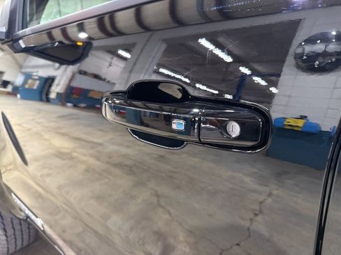 New 2026 GMC Canyon Elevation w/ Convenience Package image 14