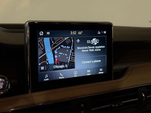 Used 2022 Lincoln Corsair Reserve image 25