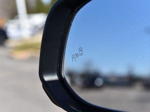 Used 2025 Toyota 4Runner SR5 image 10