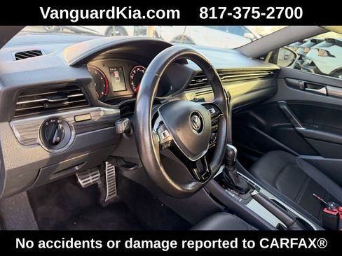 Used 2022 Volkswagen Passat 2.0T R-Line image 14