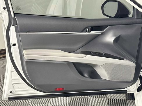 Used 2024 Toyota Camry LE w/ Convenience Package FWD image 15