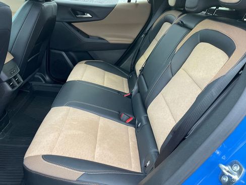 Used 2025 Chevrolet Equinox ACTIV w/ Convenience Package III image 22