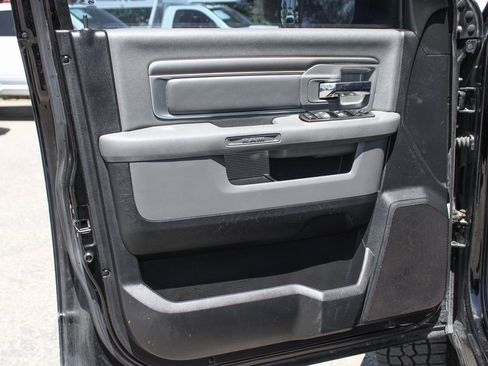 Used 2014 RAM 3500 Big Horn w/ Black Appearance Group image 13