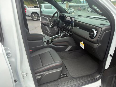 New 2026 Chevrolet Colorado Z71 w/ Technology Package AWD/4WD image 14