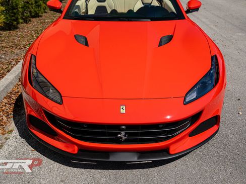 Used 2023 Ferrari Portofino M RWD image 16