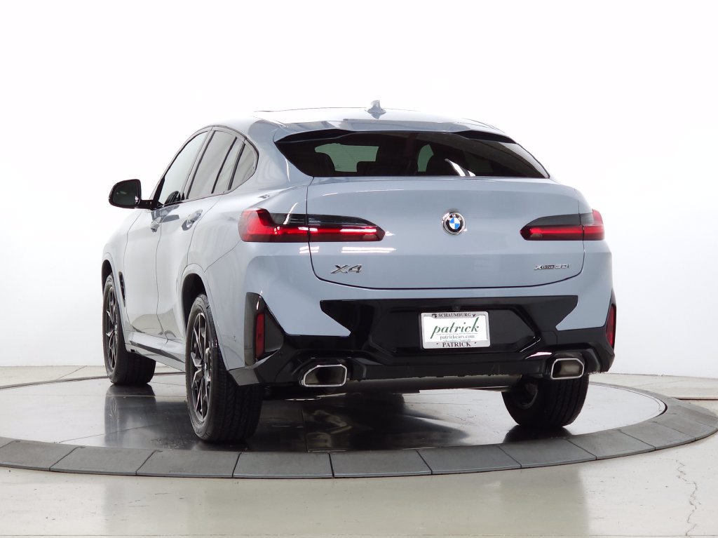 Used 2025 BMW X4 xDrive30i w/ M Sport Package AWD/4WD image 6