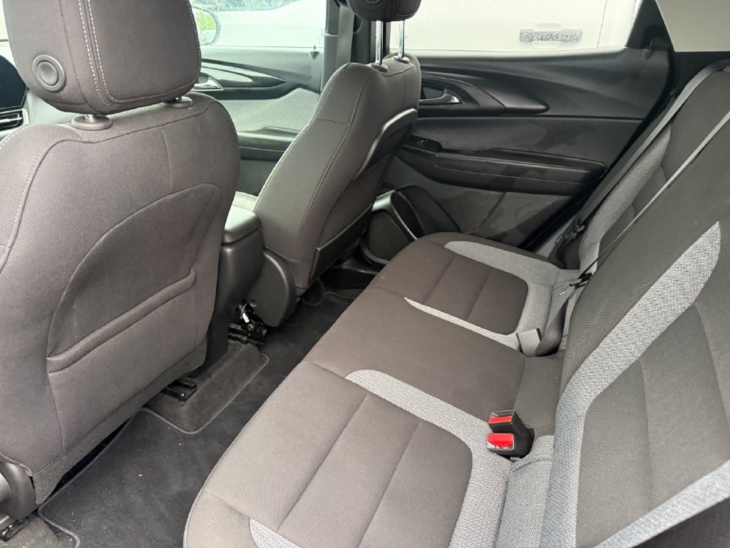 Used 2024 Chevrolet TrailBlazer LT w/ Driver Confidence Package FWD image 13