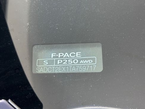 Used 2026 Jaguar F-PACE R-Dynamic S AWD/4WD image 17