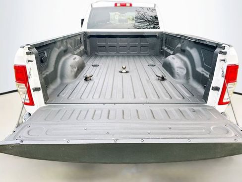Used 2024 RAM 3500 Big Horn image 9