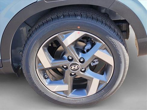 New 2026 Hyundai Venue SEL image 9