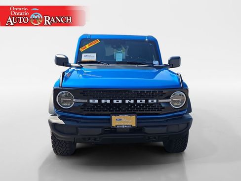 Certified 2025 Ford Bronco Big Bend w/ Black Appearance Package AWD/4WD image 8