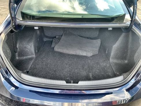 Used 2016 Chevrolet Malibu LT w/ Leather Package FWD image 25