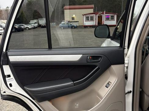 Used 2009 Toyota 4Runner 4WD image 14