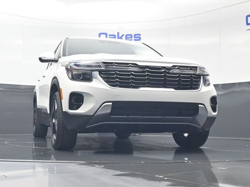 New 2026 Kia Seltos EX AWD/4WD image 40