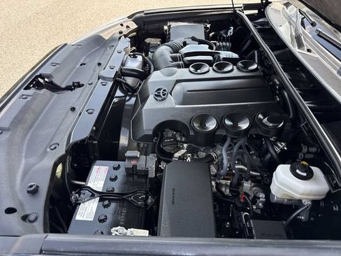 Used 2024 Toyota 4Runner SR5 RWD image 39