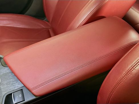 Used 2019 Alfa Romeo Giulia w/ Quick Order Package 22K Sport image 18