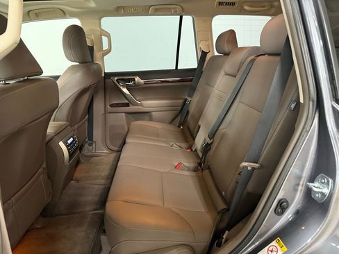 Used 2019 Lexus GX 460 Premium AWD/4WD image 18