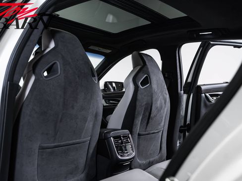 Used 2017 Cadillac CTS V w/ Luxury Package RWD image 31