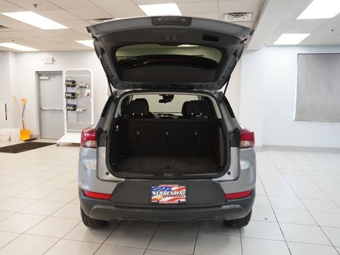 Used 2023 Chevrolet TrailBlazer LS image 9
