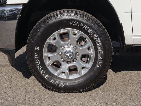 Used 2021 RAM 2500 Big Horn image 44