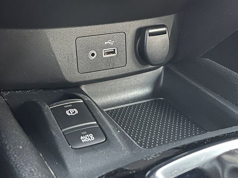 Used 2022 Nissan Rogue Sport SL w/ Premium Package image 30