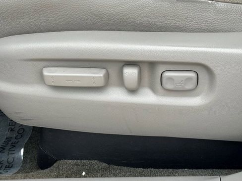 Used 2014 Honda Pilot Touring image 13