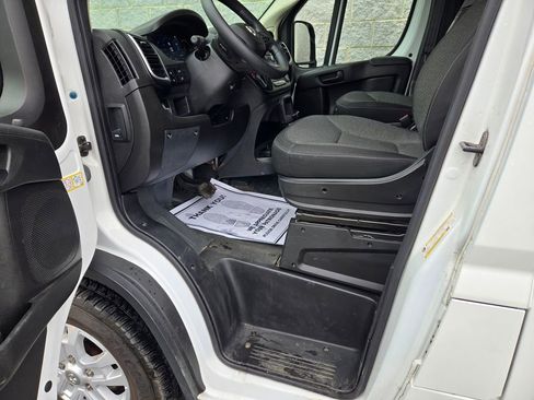 Used 2024 RAM ProMaster 3500 w/ Quick Order Package 22G SLT FWD image 15
