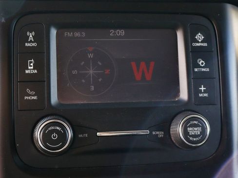 Used 2020 RAM 3500 Tradesman w/ Chrome Appearance Group image 35