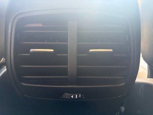 Used 2020 Ford Escape SEL AWD/4WD image 19