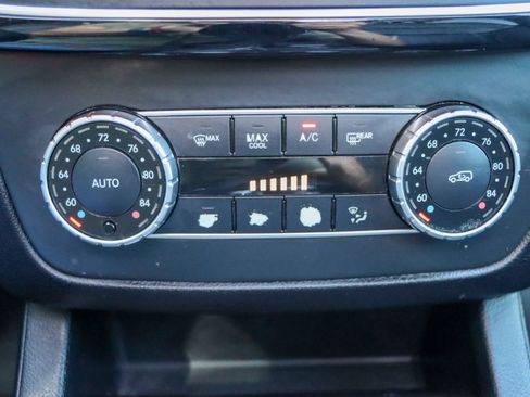 Used 2017 Mercedes-Benz GLS 450 4MATIC image 43