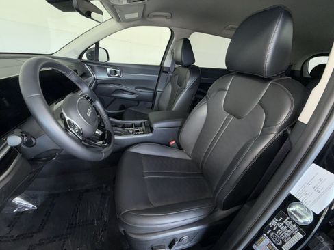 Used 2025 Kia Sorento X-Line EX AWD/4WD image 13