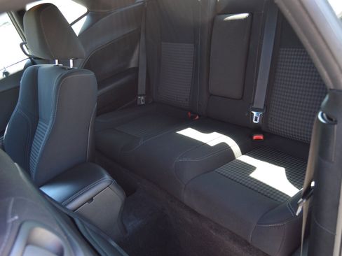 Used 2018 Dodge Challenger SXT image 11