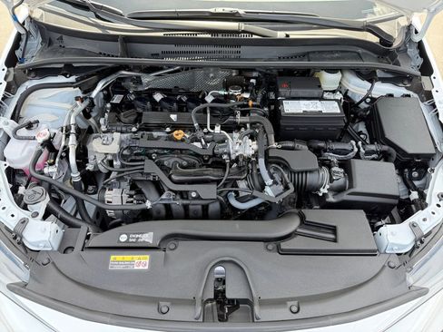 Used 2025 Toyota Corolla SE FWD image 30