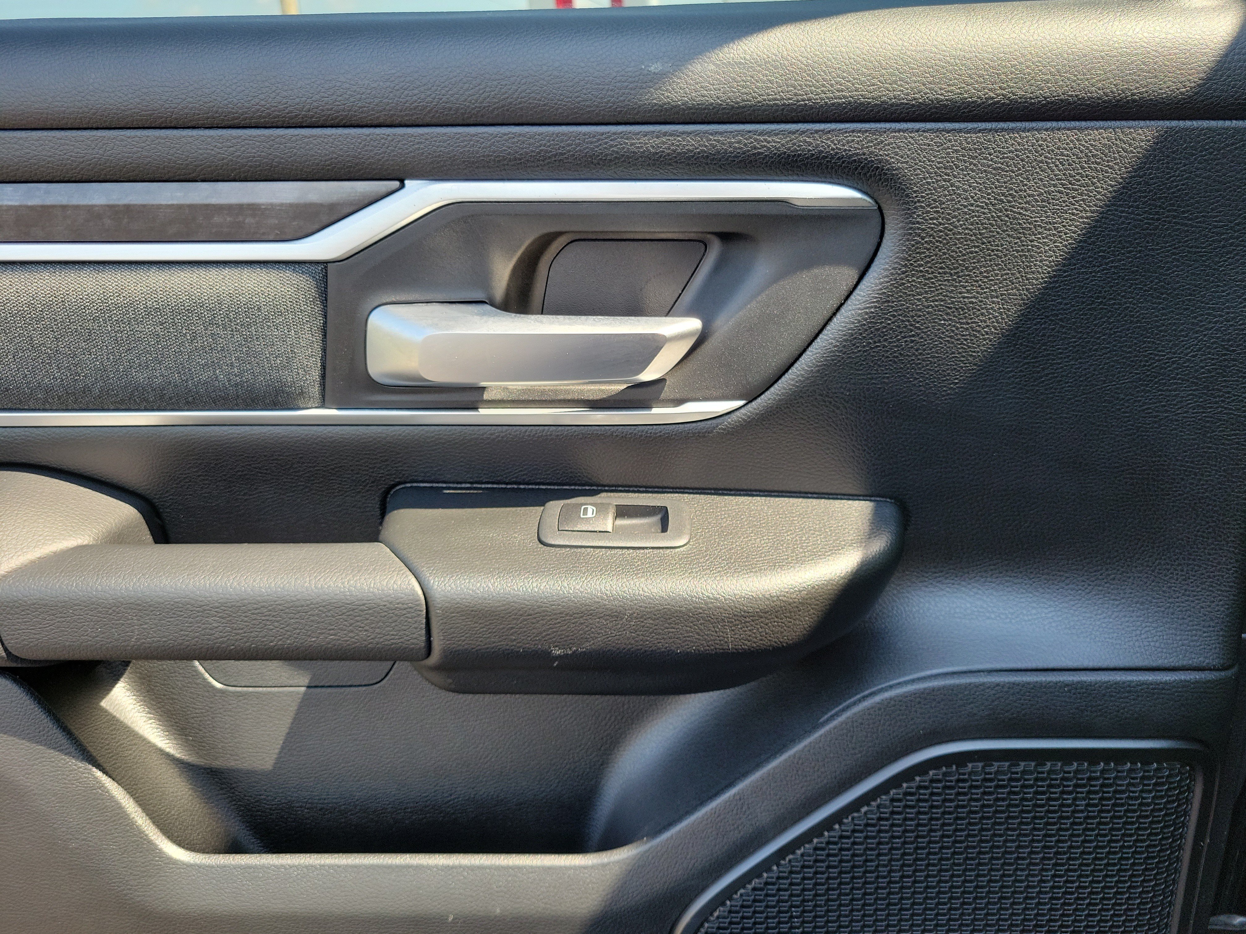 Used 2021 RAM 1500 Big Horn AWD/4WD image 12